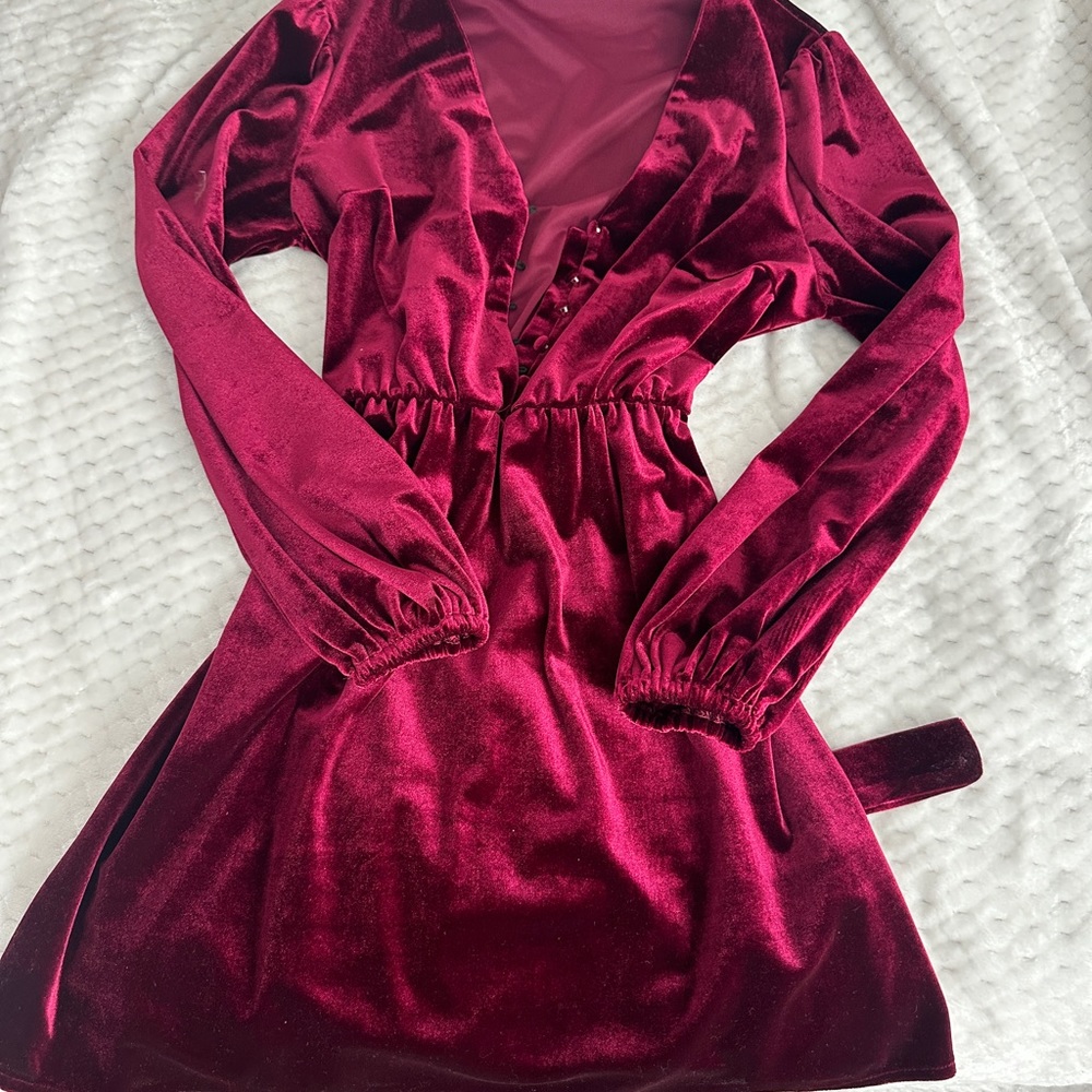 Velvet burgundy long sleeve midi dress with buttons